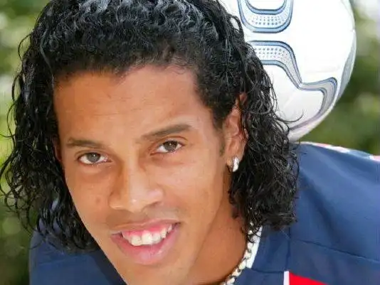 而是更多地 而是更多地