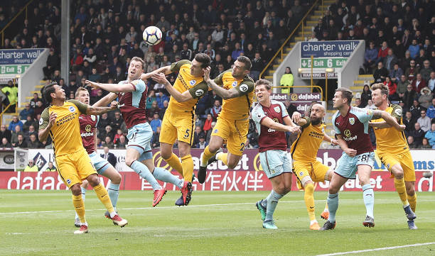 名记：若通过体检，姆贝莫下周二将随曼联前往美国参加季前赛.